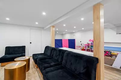 28 Elm Street, Woodbury, NY 11797 - Photo 38