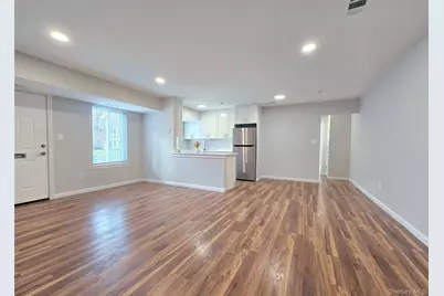 27 Cheyenne Court #27, Coram, NY 11727 - Photo 2