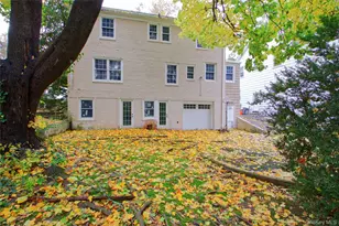 414 Hunt Ln, Manhasset, NY 11030 - Photo 8