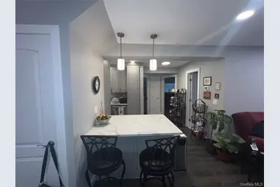 53 Pointe Circle S #53, Coram, NY 11727 - Photo 10