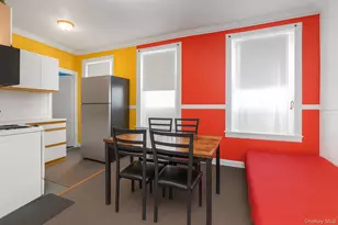 91-10 34th Ave, Jackson Heights, NY 11372 - Photo 4