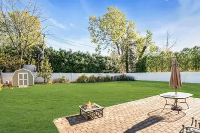 15 Empire Court, Commack, NY 11725 - Photo 34