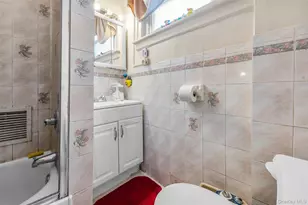 107-15 Lefferts Blvd, Richmond Hill, NY 11419 - Photo 4