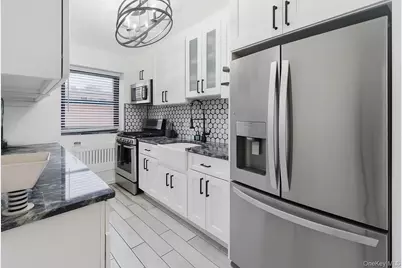 81-24 156th Avenue #240-CU, Howard Beach, NY 11414 - Photo 2