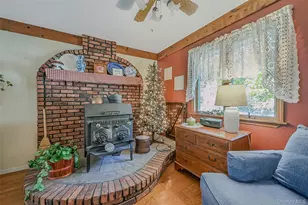 17 Washington Heights St, Selden, NY 11784 - Photo 6