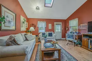 17 Washington Heights St, Selden, NY 11784 - Photo 8