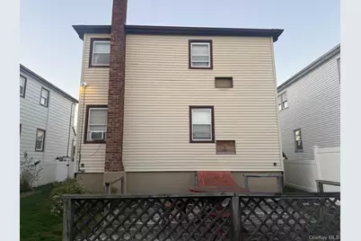 110 Evergreen Avenue #1st Floor, Lynbrook, NY 11563 - Photo 16