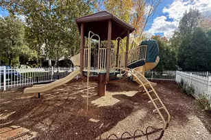 10 Briarbrook Dr, Briarcliff Manor, NY 10510 - Photo 34