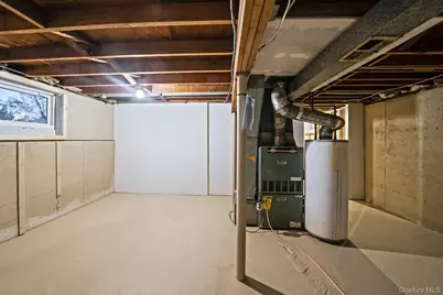 3019 Sipp Avenue, Medford, NY 11763 - Photo 18