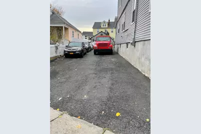 953 Mile Square Road, Yonkers, NY 10704 - Photo 4