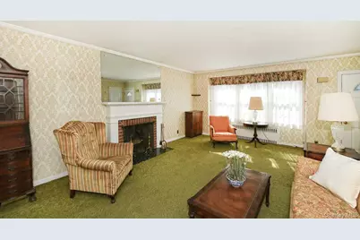 34 Shaw Drive, Merrick, NY 11566 - Photo 4