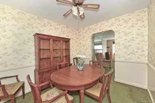 34 Shaw Dr, Merrick, NY 11566 - Photo 8