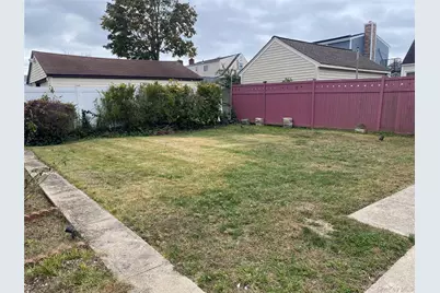 192 Beech Street, Valley Stream, NY 11580 - Photo 8