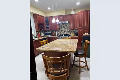 192 Beech Street, Valley Stream, NY 11580 - Photo 4