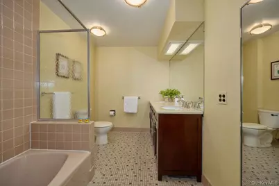 56 Belleau Avenue, New Rochelle, NY 10804 - Photo 24