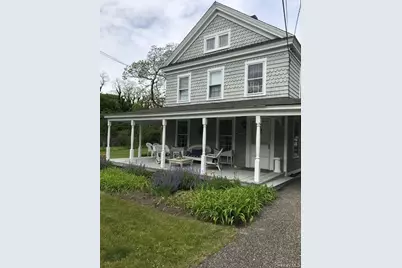 718 Montauk Highway, East Quogue, NY 11942 - Photo 2