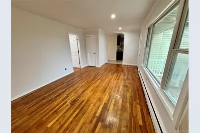 445 Madison Avenue, Brentwood, NY 11717 - Photo 4