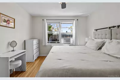 2 Edwards Street #3D, Roslyn Heights, NY 11577 - Photo 16