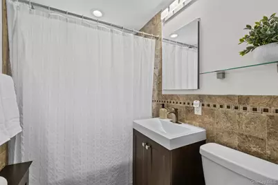 2 Edwards Street #3D, Roslyn Heights, NY 11577 - Photo 14