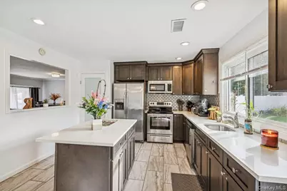 26 Grand Canyon Lane, Coram, NY 11727 - Photo 10