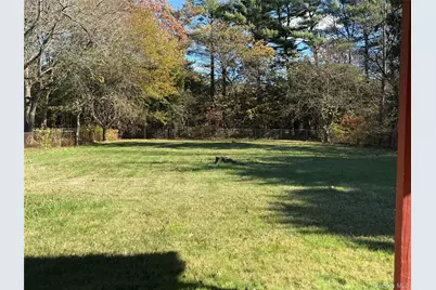 1663 N Thompson Drive, Bay Shore, NY 11706 - Photo 16