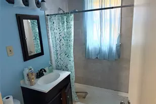 1663 N Thompson Dr, Bay Shore, NY 11706 - Photo 8