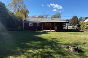 1663 N Thompson Dr, Bay Shore, NY 11706 - Photo 18