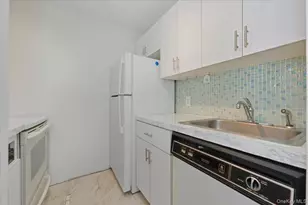 250 Shore Rd, Long Beach, NY 11561 - Photo 4