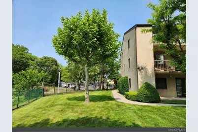 512 115th Street #512D, College Point, NY 11356 - Photo 4