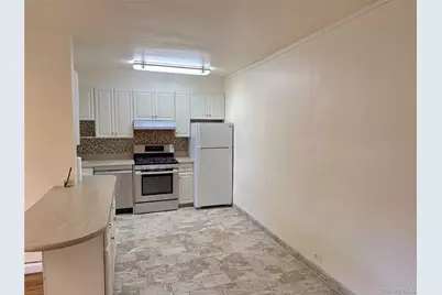 22-27 76 Street #B2, East Elmhurst, NY 11370 - Photo 10