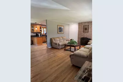 1 Glades Way, Huntington, NY 11743 - Photo 4