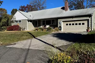 1 Glades Way, Huntington, NY 11743 - Photo 2