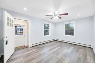 19 Admiral St, Port Jefferson Station, NY 11776 - Photo 24