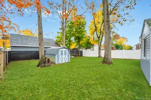 19 Admiral St, Port Jefferson Station, NY 11776 - Photo 4