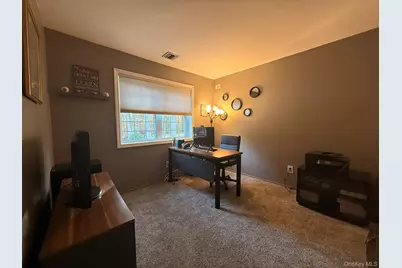 40 Winnecomac Circle, Kings Park, NY 11754 - Photo 16