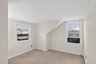 36 Wintergreen Ave, Newburgh, NY 12550 - Photo 14