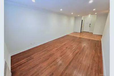 501 Riverdale Avenue #2J, Yonkers, NY 10705 - Photo 6