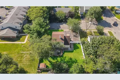 2 Cherry Street, Central Islip, NY 11722 - Photo 28