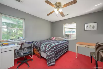 2 Cherry Street, Central Islip, NY 11722 - Photo 16