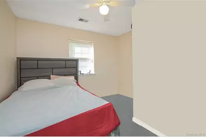 2 Cherry Street, Central Islip, NY 11722 - Photo 18