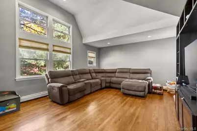 18 Park Street, Pleasantville, NY 10570 - Photo 4