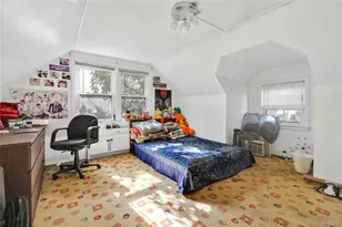 303 Nassau Blvd, West Hempstead, NY 11552 - Photo 18