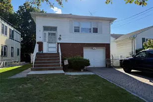 218 Colony Colony St, West Hempstead, NY 11552 - Photo 2