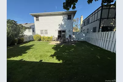 218 Colony Colony Street, West Hempstead, NY 11552 - Photo 4