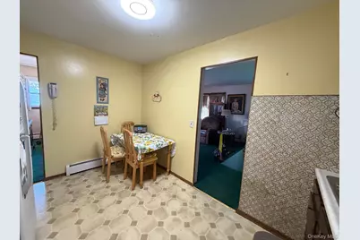 218 Colony Colony Street, West Hempstead, NY 11552 - Photo 14