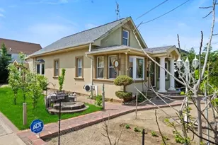 115 Bayswater Blvd, Inwood, NY 11096 - Photo 2