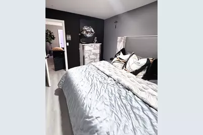 130 Archer Avenue, Copiague, NY 11726 - Photo 8