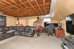 270 Smith Ave, Islip, NY 11751 - Photo 12