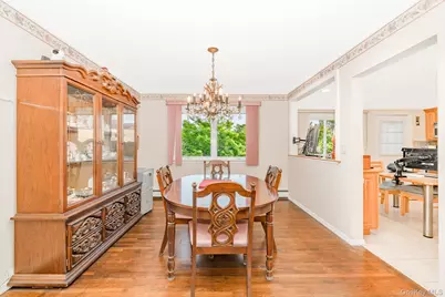 16 Sue-Ann Court, North Babylon, NY 11703 - Photo 6