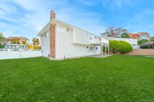 16 Sue-Ann Ct, North Babylon, NY 11703 - Photo 16